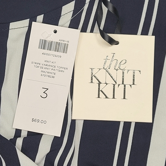 Chicos Knit Kit Stripe Variance Topper Size 3 Large Banded Hem Shirred Navy NWT - Picture 4 of 15